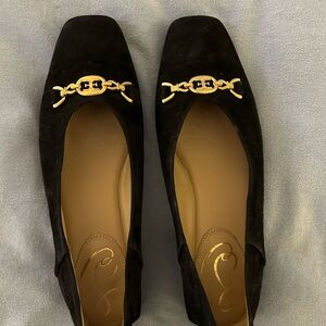 Sam Edelman Kimmi square toe ballet flats with gold detail, like new condition